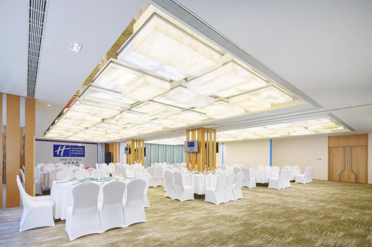 Holiday Inn Express City Centre Dalian By Ihg Ngoại thất bức ảnh